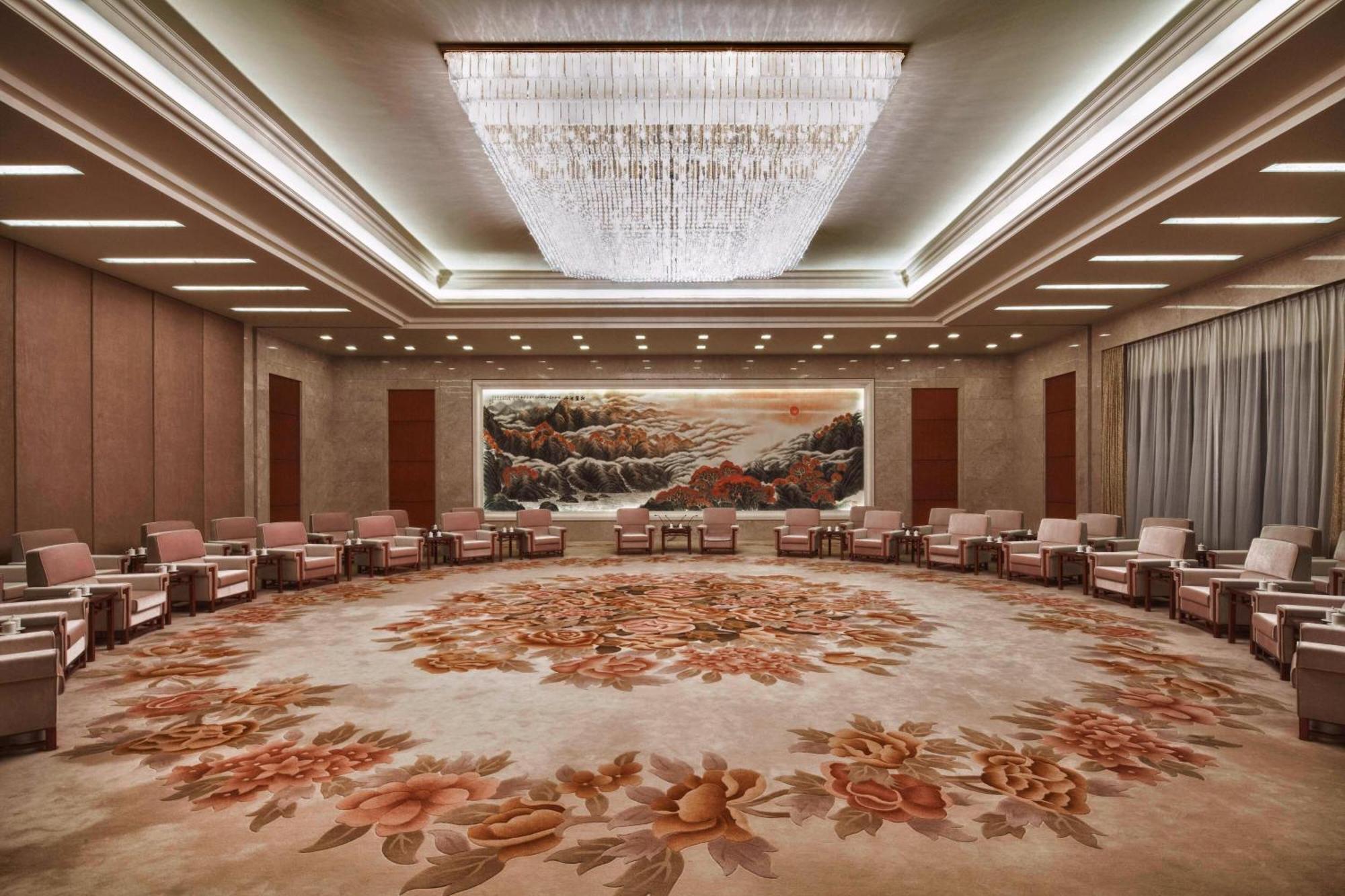 Renaissance Tianjin Lakeview Hotel Exterior photo